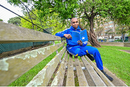 Local Somalian poet performs at Fringe Festival