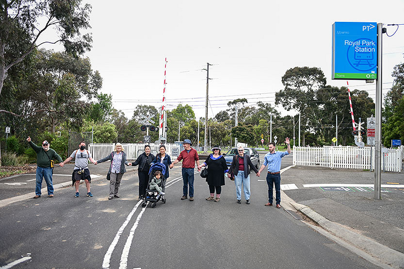 Calls for upgrade of “death-trap” crossing