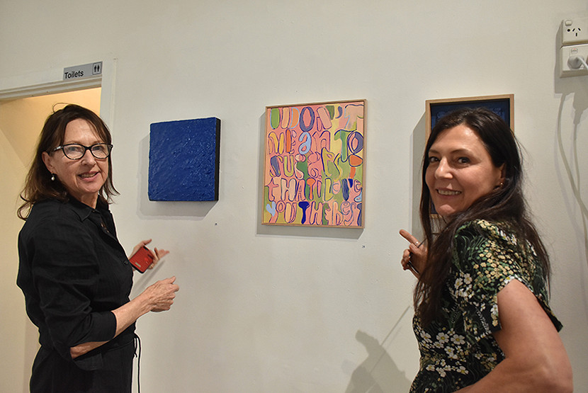 A vignette of gallery life