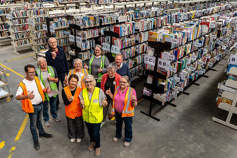 24-Bookwarehouse-1.jpg