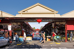 Councillors vote for independent Queen Victoria Market governance review