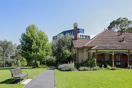 Great dates in Parkville Gardens